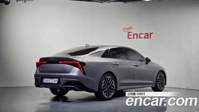 Kia K5 (III) 1.6 Turbo Signature 2025 — фото 2