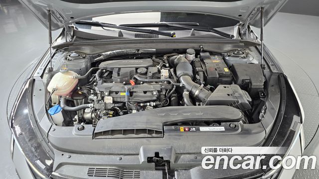 Kia K5 (III) 1.6 Turbo Signature 2025 — фото 6
