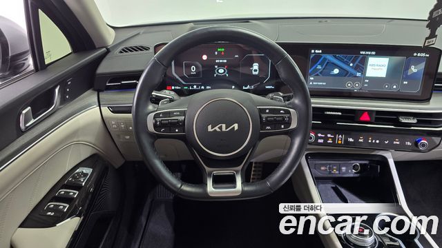 Kia K5 (III) 1.6 Turbo Signature 2025 — фото 13