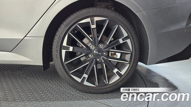 Kia K5 (III) 1.6 Turbo Signature 2025 — фото 21