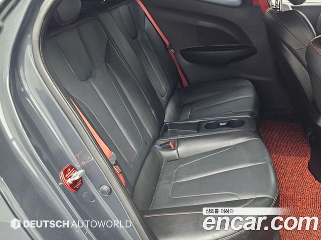 Hyundai Veloster (JS) 1.6 Turbo Sport Core 2018 — фото 16