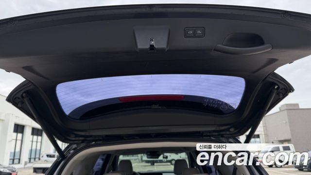 Kia Carnival 9-Seater Prstige 2021 — фото 4
