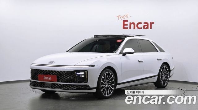 Hyundai Grandeur Hybrid (GN7) Calligraphy