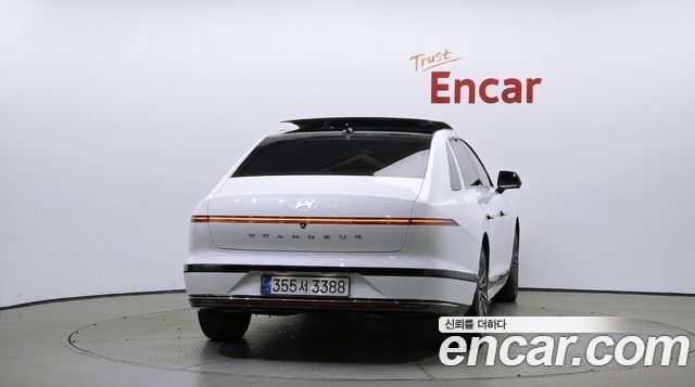 Hyundai Grandeur Hybrid (GN7) Calligraphy 2024 — фото 4
