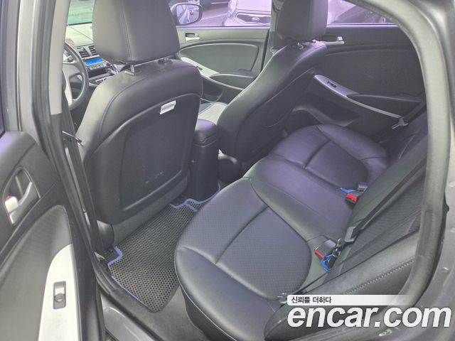 Hyundai Accent (New) Diesel 1.6 VGT Smart 2014 — фото 5