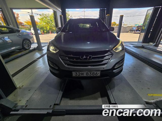 Hyundai Santa Fe (DM) Diesel(e-VGT) 2.0 2WD Premium
