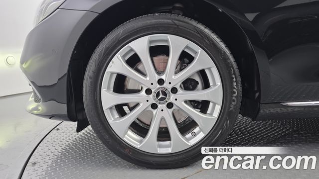 Mercedes-Benz E-Class (W213) E220d Exclusive 2019 — фото 5