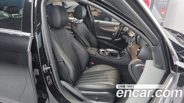 Mercedes-Benz E-Class (W213) E220d Exclusive 2019 — фото 11