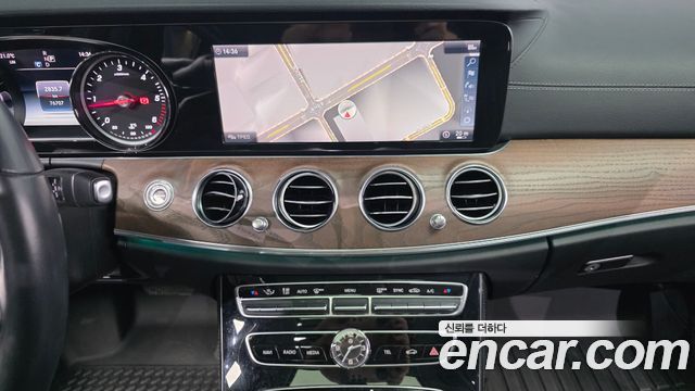 Mercedes-Benz E-Class (W213) E220d Exclusive 2019 — фото 14