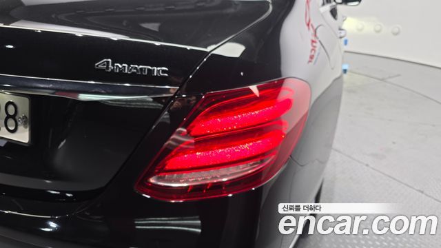 Mercedes-Benz E-Class (W213) E220d Exclusive 2019 — фото 23