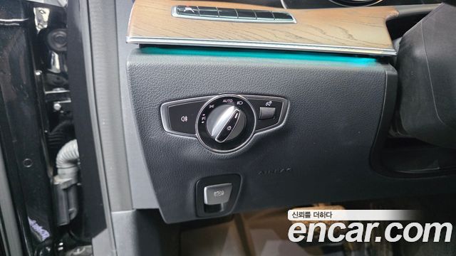 Mercedes-Benz E-Class (W213) E220d Exclusive 2019 — фото 28
