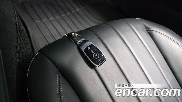 Mercedes-Benz E-Class (W213) E220d Exclusive 2019 — фото 29