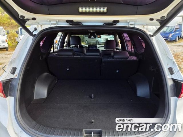 Hyundai Santa Fe Gasoline 2.5T 2WD Prestige 2021 — фото 6