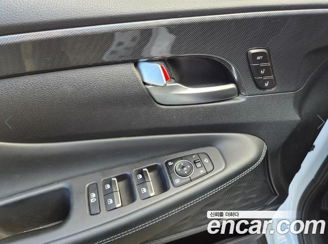 Hyundai Santa Fe Gasoline 2.5T 2WD Prestige 2021 — фото 17