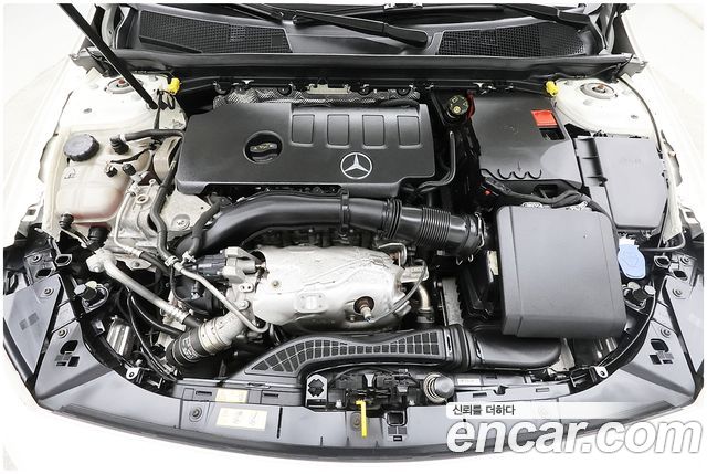 Mercedes-Benz A-Class (W177) A220 Sedan 2021 — фото 6