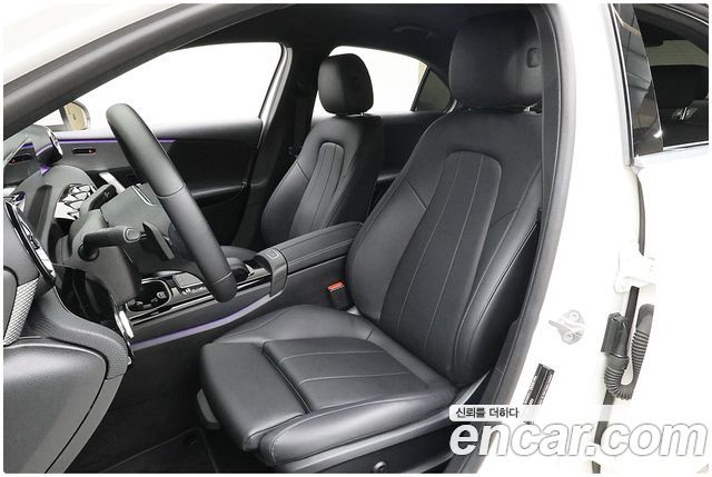 Mercedes-Benz A-Class (W177) A220 Sedan 2021 — фото 10