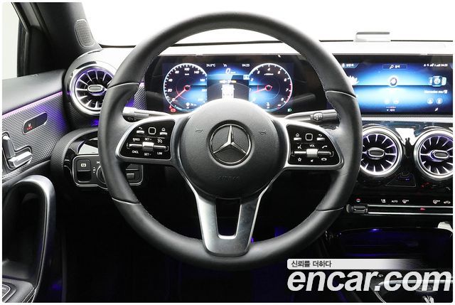 Mercedes-Benz A-Class (W177) A220 Sedan 2021 — фото 15