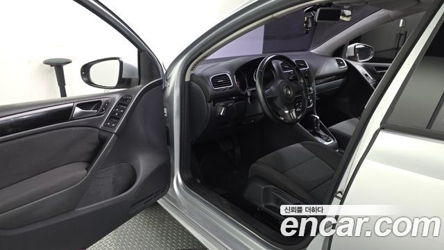 Volkswagen Golf (VI) 2.0 TDI StyleEdition 2013 — фото 10