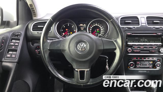 Volkswagen Golf (VI) 2.0 TDI StyleEdition 2013 — фото 17
