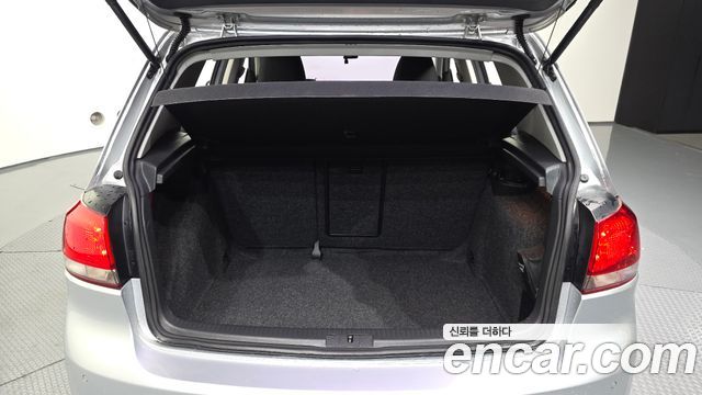 Volkswagen Golf (VI) 2.0 TDI StyleEdition 2013 — фото 24
