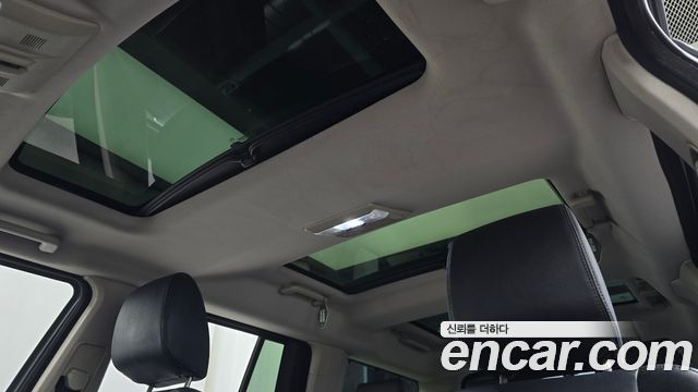 Land Rover Discovery 4 3.0 SDV6 SE 2015 — фото 15