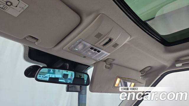Land Rover Discovery 4 3.0 SDV6 SE 2015 — фото 19