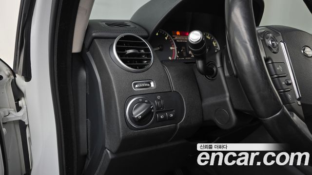 Land Rover Discovery 4 3.0 SDV6 SE 2015 — фото 20