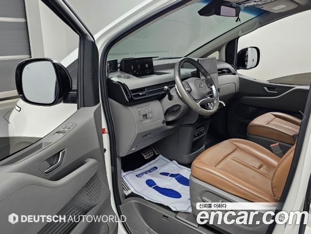 Hyundai Staria L3.5 Lounge 9-Seater Mobility 2022 — фото 15