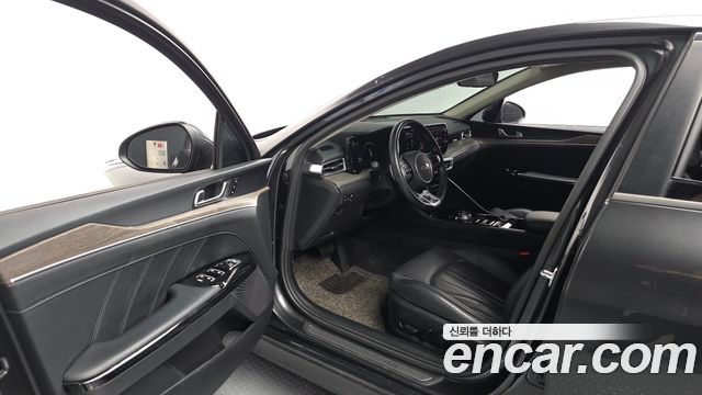 Kia K5 (III) 2.0 LPI Signature 2021 — фото 10