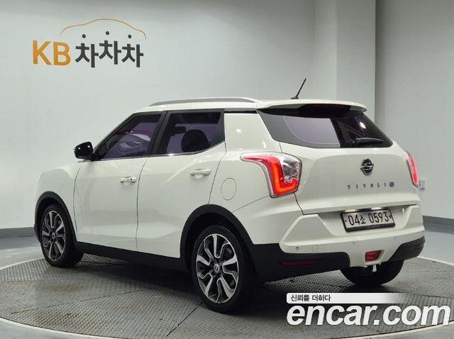 KG Mobility (SsangYong) Tivoli Diesel LX 2WD 2016 — фото 3