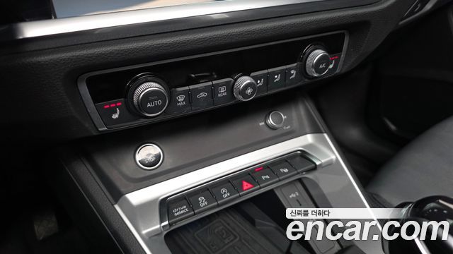 Audi Q3 (F3) 35 TDI Premium Sportback 2023 — фото 16
