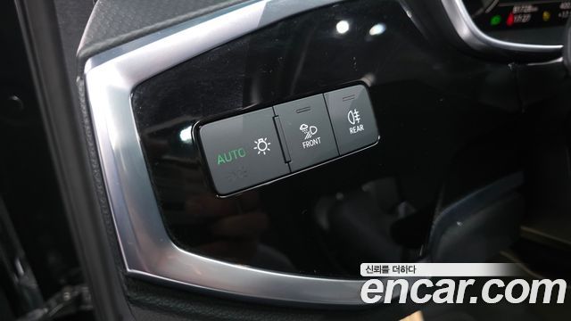 Audi Q3 (F3) 35 TDI Premium Sportback 2023 — фото 28