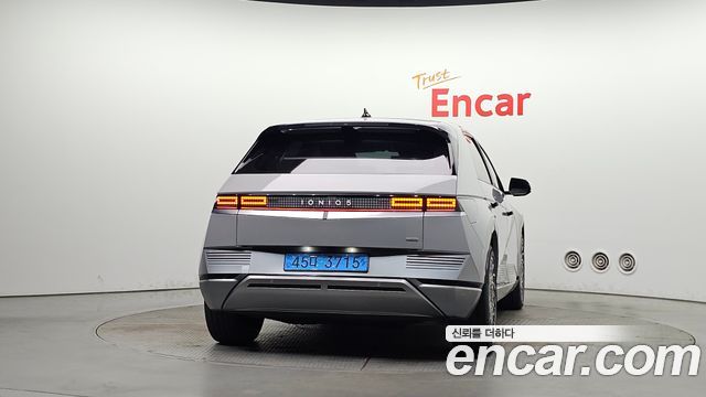 Hyundai Ioniq 5 Long Range AWD Prestige 2023 — фото 4
