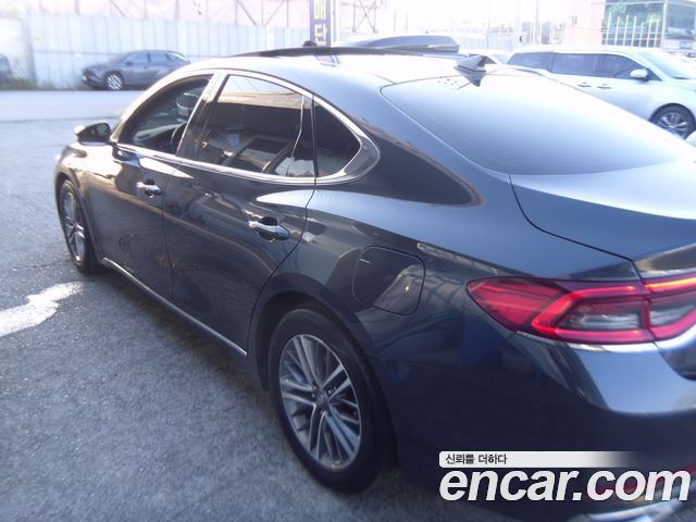 Hyundai Grandeur (IG) 2.4 Premium 2019 — фото 3