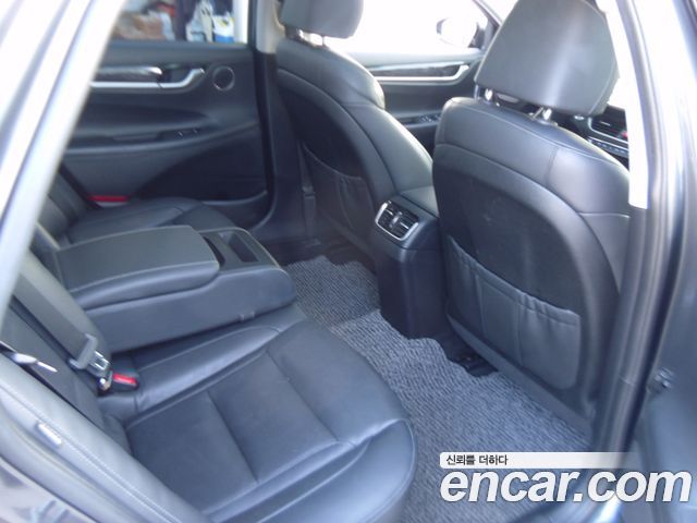 Hyundai Grandeur (IG) 2.4 Premium 2019 — фото 17