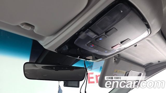 Hyundai Staria Tourer 9-Seater Modern 2023 — фото 17
