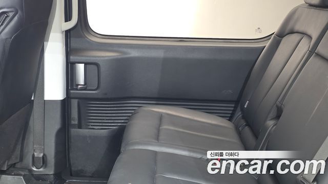 Hyundai Staria Tourer 9-Seater Modern 2023 — фото 25