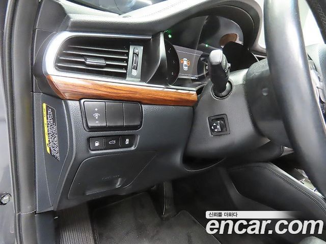 Kia K7 2.2 Diesel Limited 2017 — фото 18