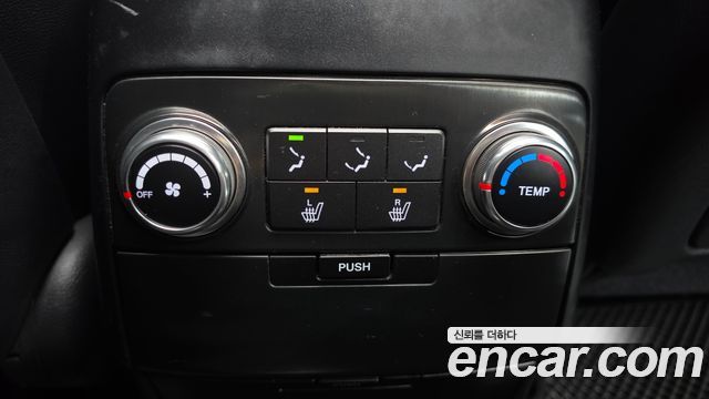 Hyundai Veracruz Diesel 4WD Exclusive Standard 2015 — фото 17