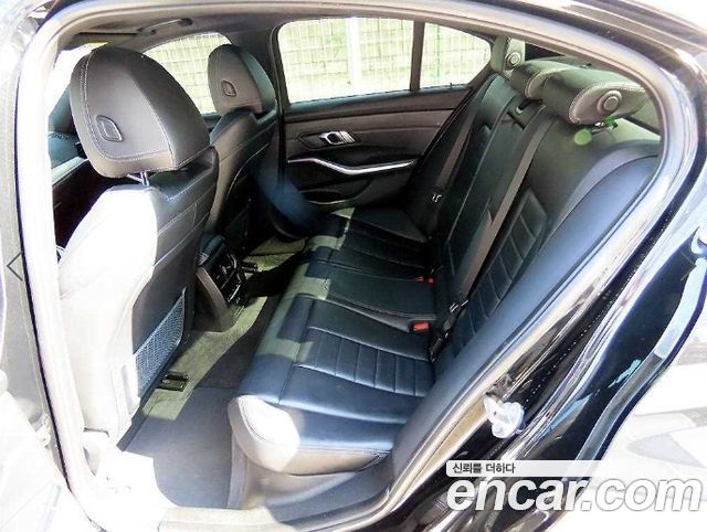 BMW 3 Series (G20) 330e M Sport 2021 — фото 6