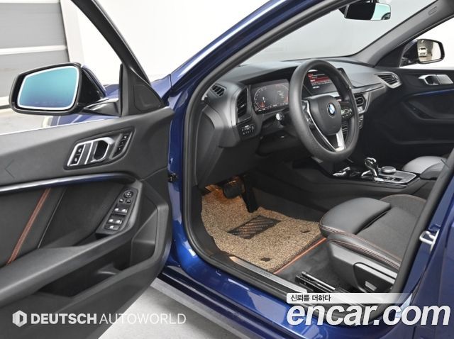 BMW 1 Series (F40) 118d Sport 2020 — фото 15