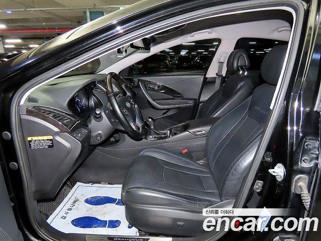 Hyundai Grandeur (HG) HG220 Diesel Premium 2015 — фото 6