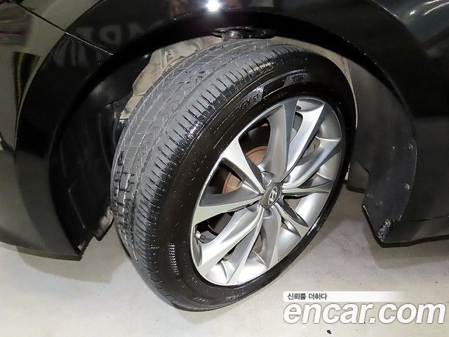 Hyundai Grandeur (HG) HG220 Diesel Premium 2015 — фото 23