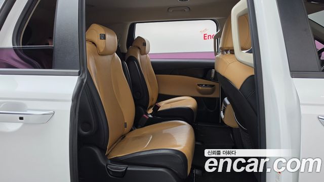 Kia Carnival (IV) Diesel 9-Seater Prestige 2021 — фото 12