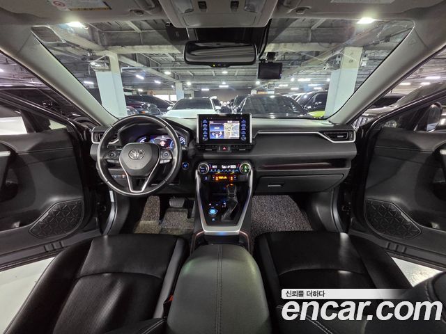 Toyota RAV4 (V) 2.5 4WD Hybrid 2019 — фото 6