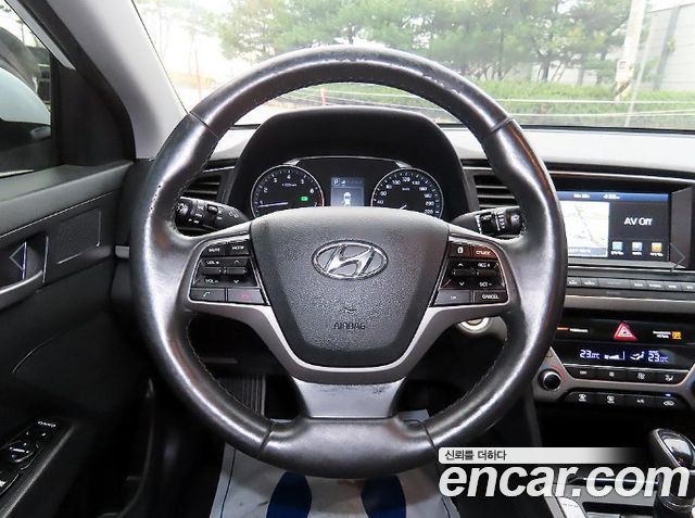 Hyundai Avante (AD) 1.6 GDI Modern 2016 — фото 8