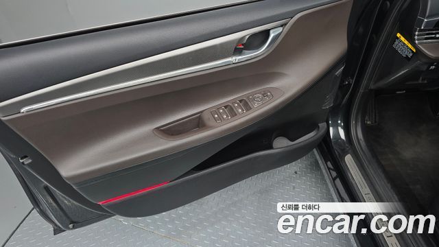 Hyundai Grandeur (IG) 2.5 Premium 2020 — фото 24