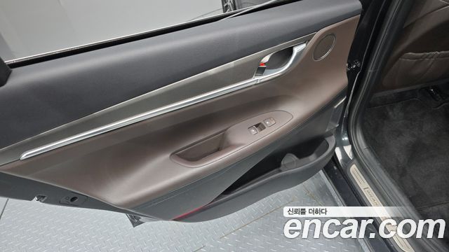 Hyundai Grandeur (IG) 2.5 Premium 2020 — фото 25