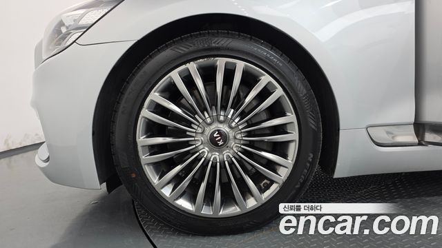 Kia K9 3.8 GDI AWD PlatinumⅡ 2019 — фото 5