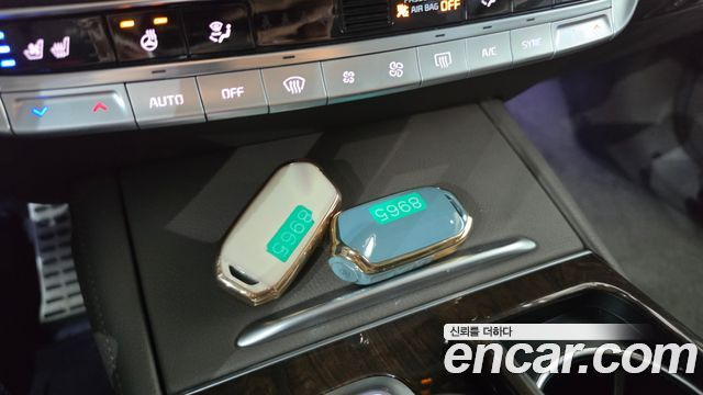 Kia K9 3.8 GDI AWD PlatinumⅡ 2019 — фото 15